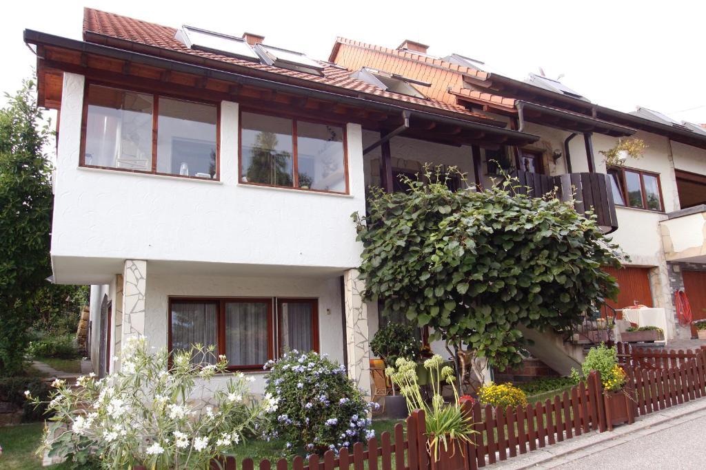 Familien Themen-Appartement Freiburg In Soelden 2 Schlafzimmer エクステリア 写真